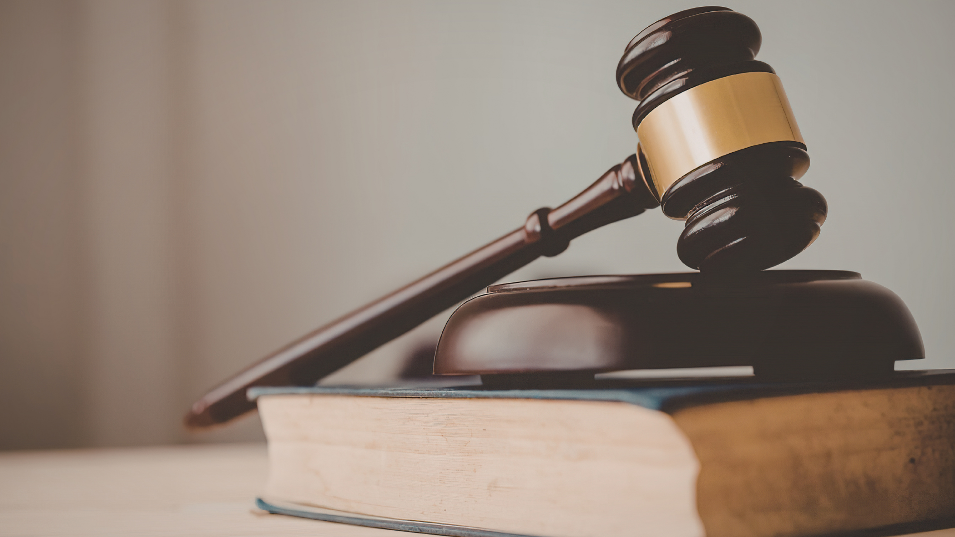 How Federal and State Laws Apply in a Manhattan Fraud Case