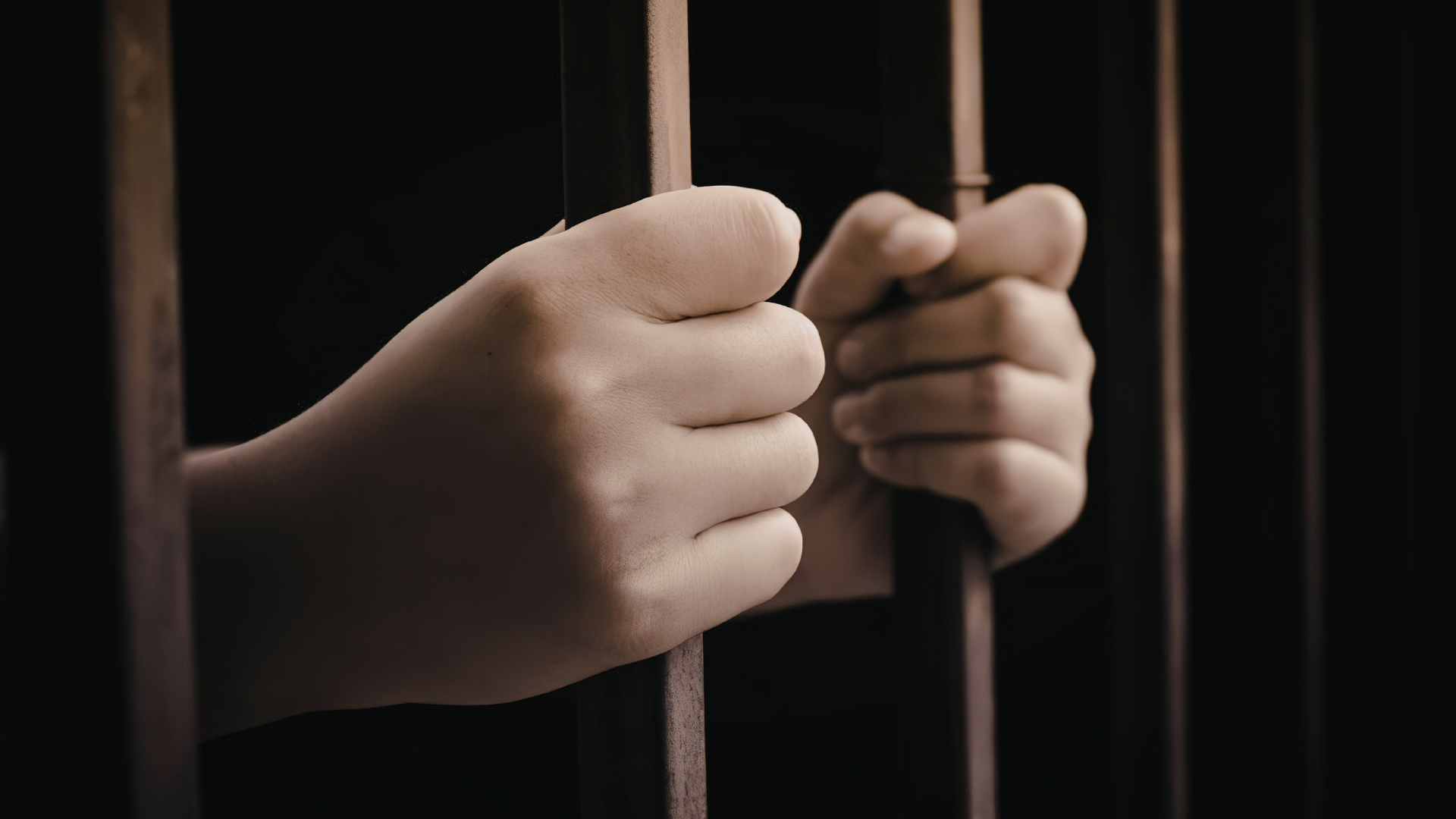 When to Hire a Lawyer for Midtown Manhattan Breaking and Entering Charges
