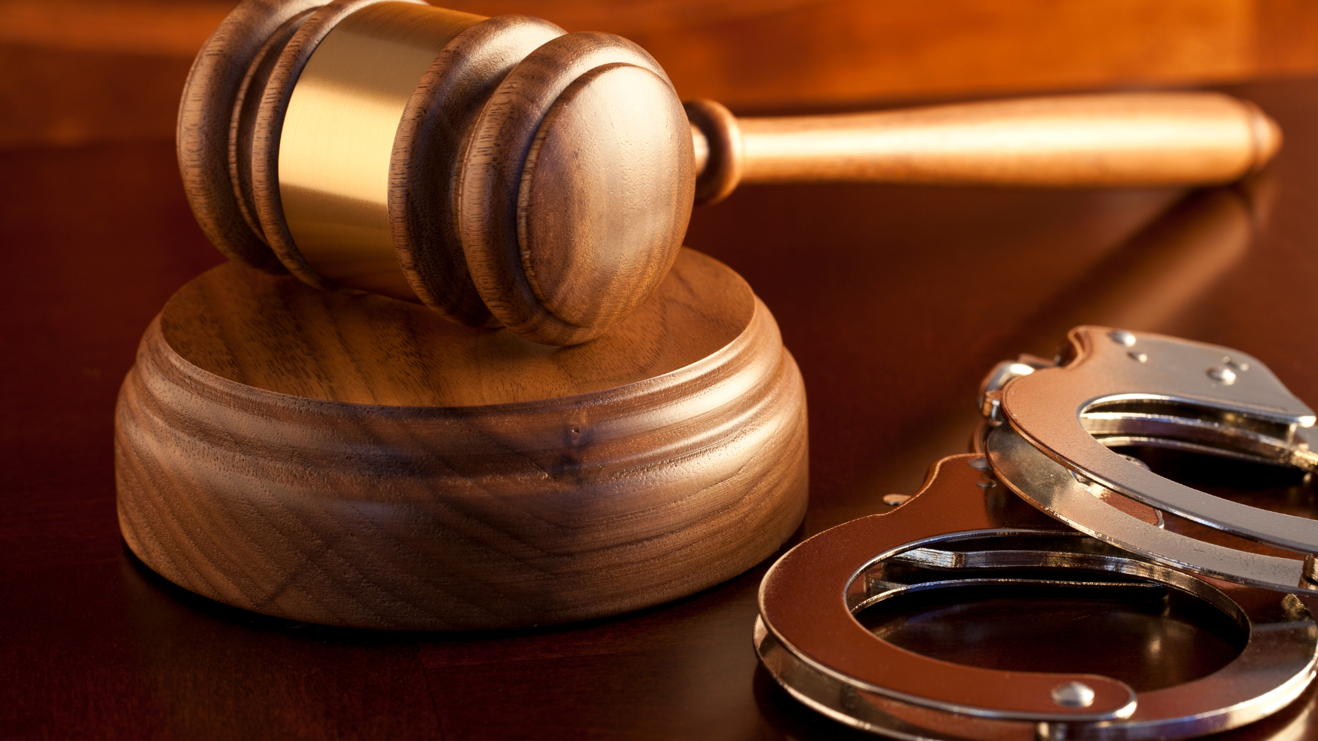 Why a Criminal Defense Lawyer Is Important When Facing a Manhattan Retail Theft Charge